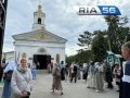 Православные оренбуржцы собираются у Никольского кафедрального собора, чтобы принять участие в традиционном общегородском крестном ходе с Табынской иконой Божией Матери