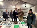 Губернатор Евгений Солнцев посетил пункт отбора на военную службу по контракту, который развернулся на этнокультурном празднике «День народов Оренбуржья»
