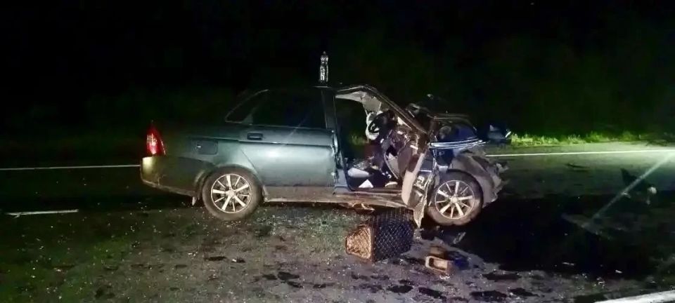 В Новоорском районе в ДТП с трактором погиб 22-летний водитель «Приоры» В Новоорском районе в ДТП с трактором погиб 22-летний водитель «Приоры»