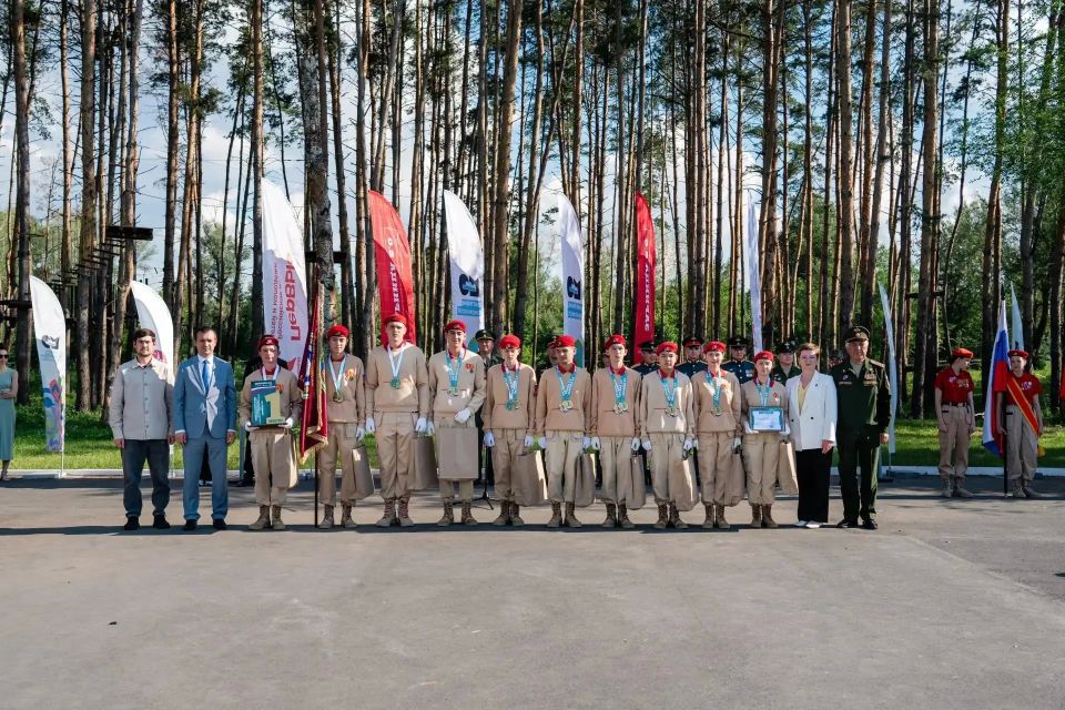 В Оренбурге прошел региональный этап Всероссийской военно-патриотической игры «Зарница 2.0» среди команд средней и старшей категорий В Оренбурге прошел региональный этап Всероссийской военно-патриотической игры «Зарница 2.0» среди команд средней и старшей категорий