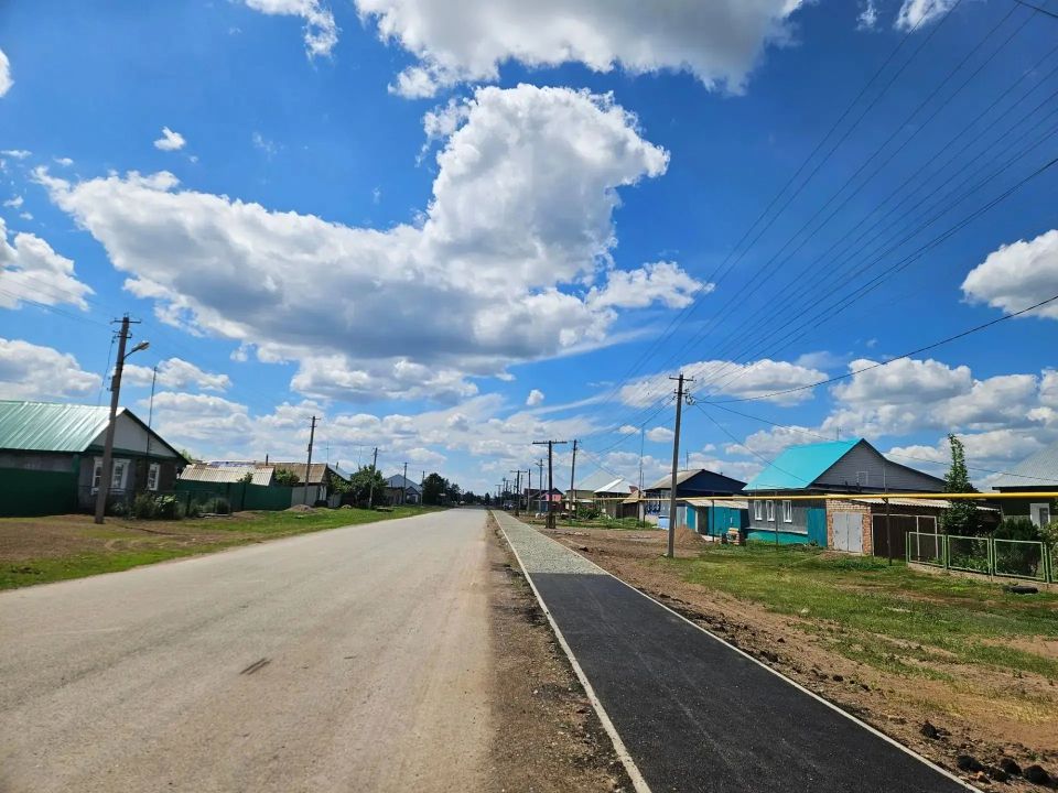 В Оренбурге активно ведутся дорожные работы В Оренбурге активно ведутся дорожные работы