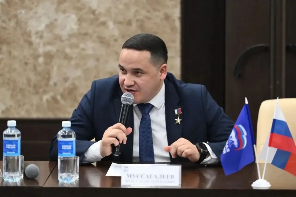 Гордость Оренбуржья: Герой России Нурсултан Муссагалеев предложил учредить почетный знак Гордость Оренбуржья: Герой России Нурсултан Муссагалеев предложил учредить почетный знак