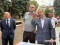 Евгений Солнцев: В Бугуруслане проверил ход работ реконструкции городского сквера и Аллеи Славы на ул. Коммунистической