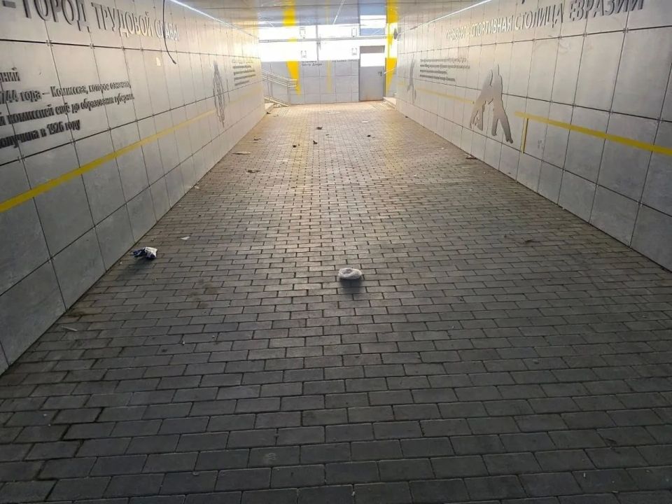 «Ужас какой то, ходить страшно»: В Оренбурге жалуются на антисанитарию в подземном переходе на Пролетарской «Ужас какой то, ходить страшно»: В Оренбурге жалуются на антисанитарию в подземном переходе на Пролетарской