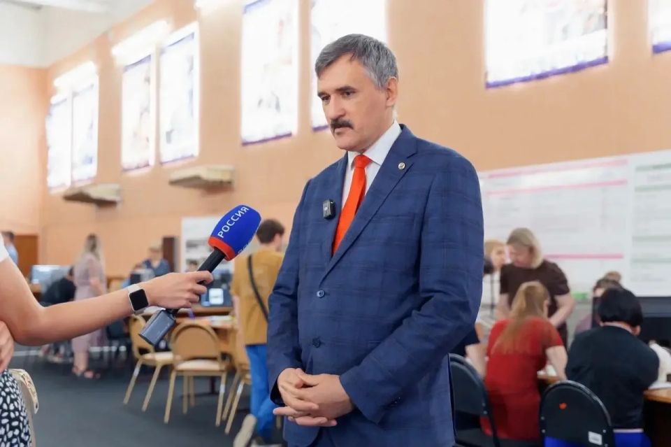 Оренбургский госуниверситет первым в стране открыл приём документов-2026 Оренбургский госуниверситет первым в стране открыл приём документов-2026
