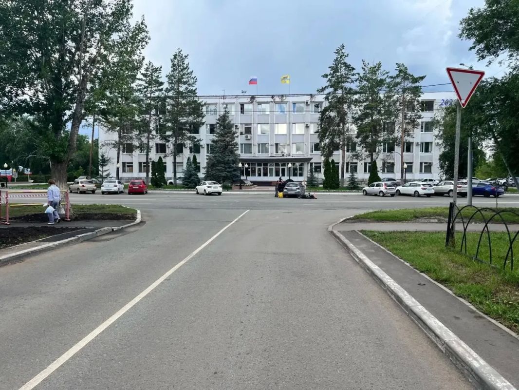 Сотрудники Госавтоинспекции Оренбурга устанавливают обстоятельства ДТП с электровелосипедом Сотрудники Госавтоинспекции Оренбурга устанавливают обстоятельства ДТП с электровелосипедом