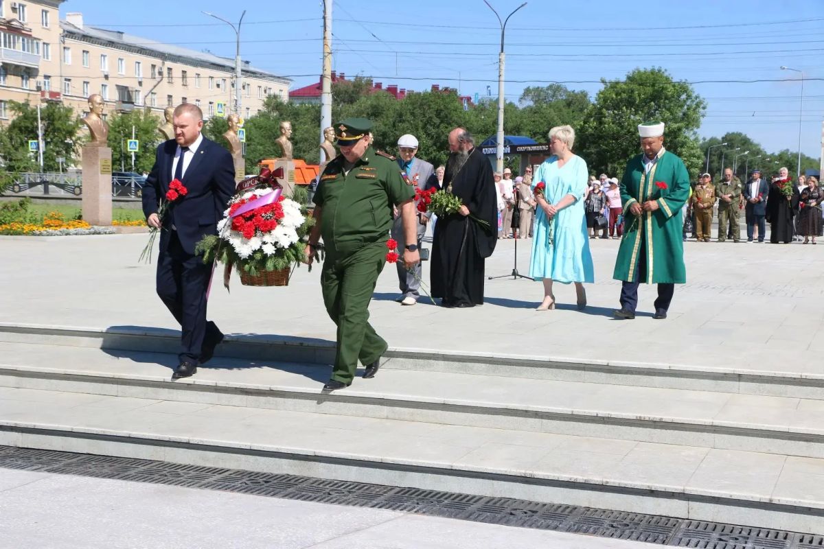 В День памяти и скорби в Орске почтили память не вернувшихся с войны В День памяти и скорби в Орске почтили память не вернувшихся с войны