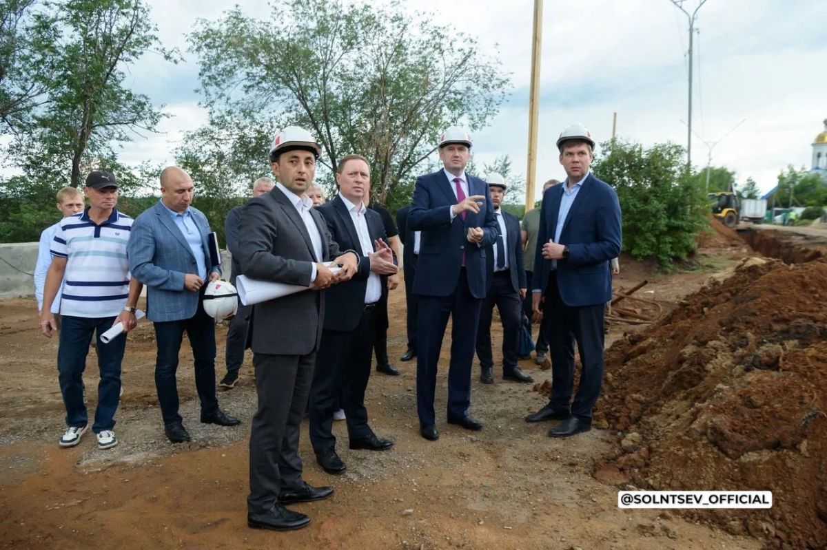 Евгений Солнцев: Продолжаем преображать набережную реки Урал Евгений Солнцев: Продолжаем преображать набережную реки Урал