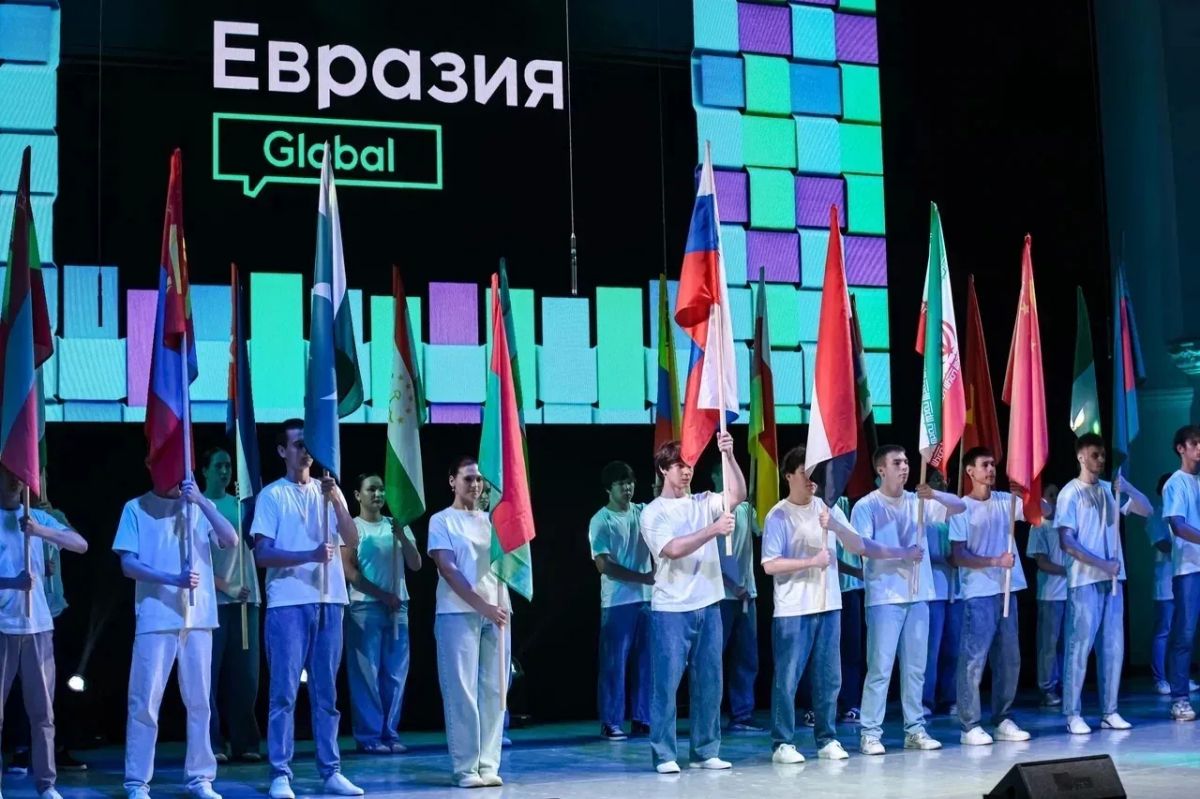 В Оренбурге стартовал Международный молоджный форум «Евразия Global» В Оренбурге стартовал Международный молоджный форум «Евразия Global»
