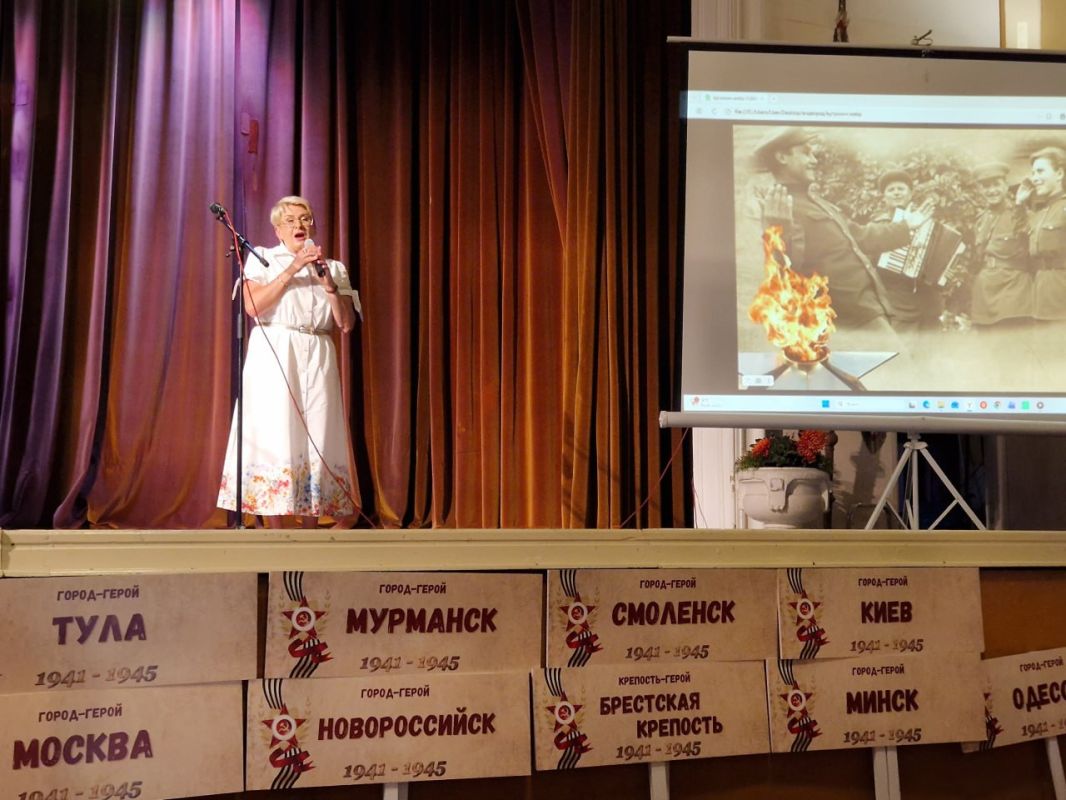 22 июня в Риеке в День памяти и скорби российские соотечественники и сотрудники Посольства России в Хорватии почтили память миллионов советских граждан, павших на полях сражений в Великой Отечественной войне, а также всех... 22 июня в Риеке в День памяти и скорби российские соотечественники и сотрудники Посольства России в Хорватии почтили память миллионов советских граждан, павших на полях сражений в Великой Отечественной войне, а также всех...