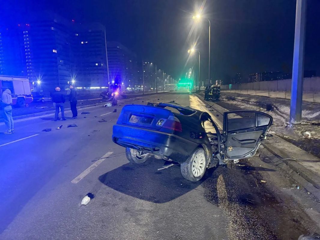 Врезался в опору освещения: В Оренбурге рассмотрят дело о смертельном ДТП на ул. Рокоссовского Врезался в опору освещения: В Оренбурге рассмотрят дело о смертельном ДТП на ул. Рокоссовского