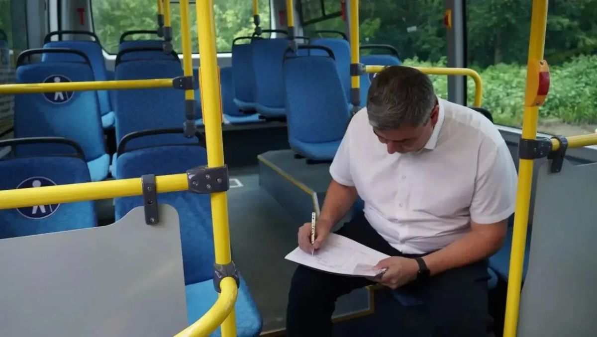 На маршруте № 58Н в Оренбурге появились новые автобусы с низким полом На маршруте № 58Н в Оренбурге появились новые автобусы с низким полом