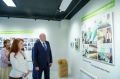 Губернатор Евгений Солнцев осмотрел экспозицию IV региональной архитектурной выставки «Меняя взгляд»