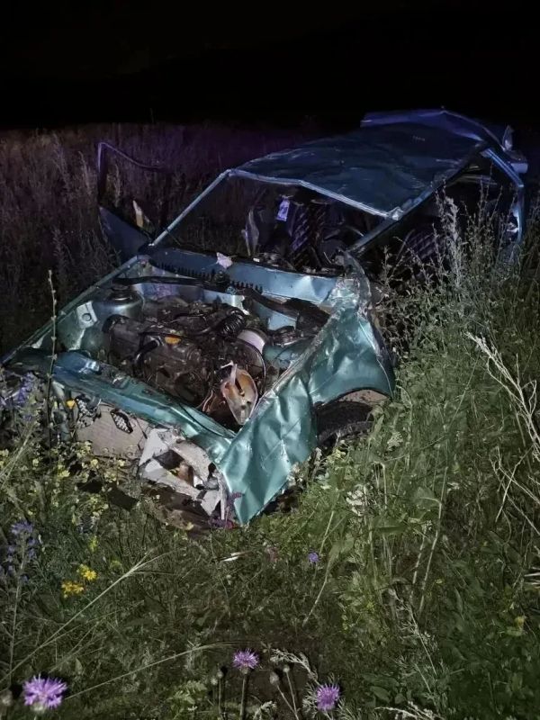 ВАЗ с подростками перевернулся под Кувандыком: один погиб, трое в больнице