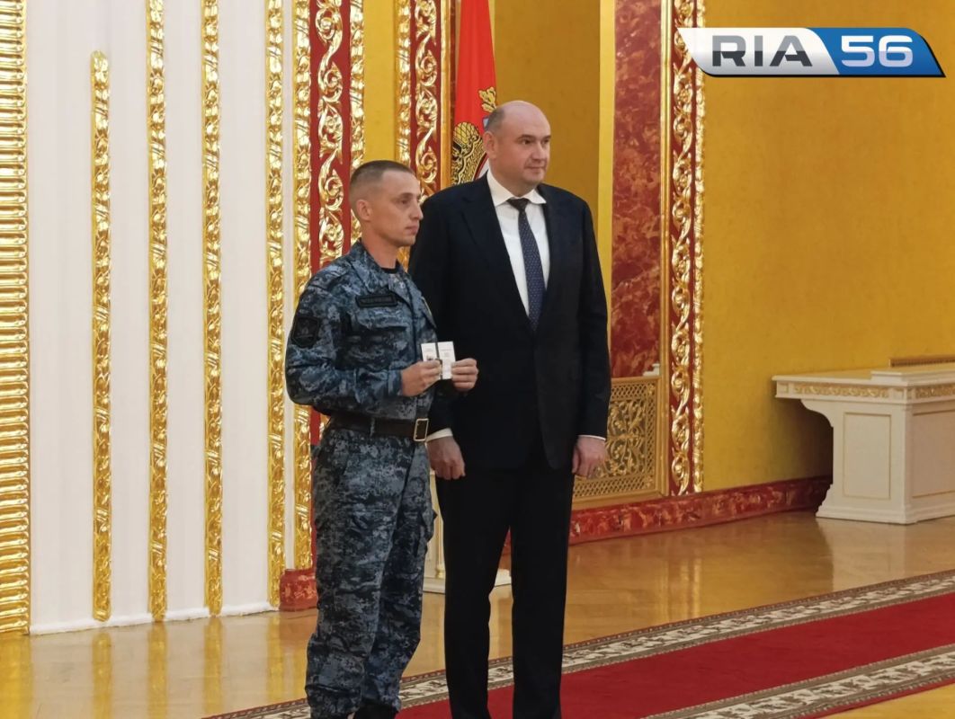 Гордость региона: в Оренбурге наградили «Золотую молодежь» Гордость региона: в Оренбурге наградили «Золотую молодежь»
