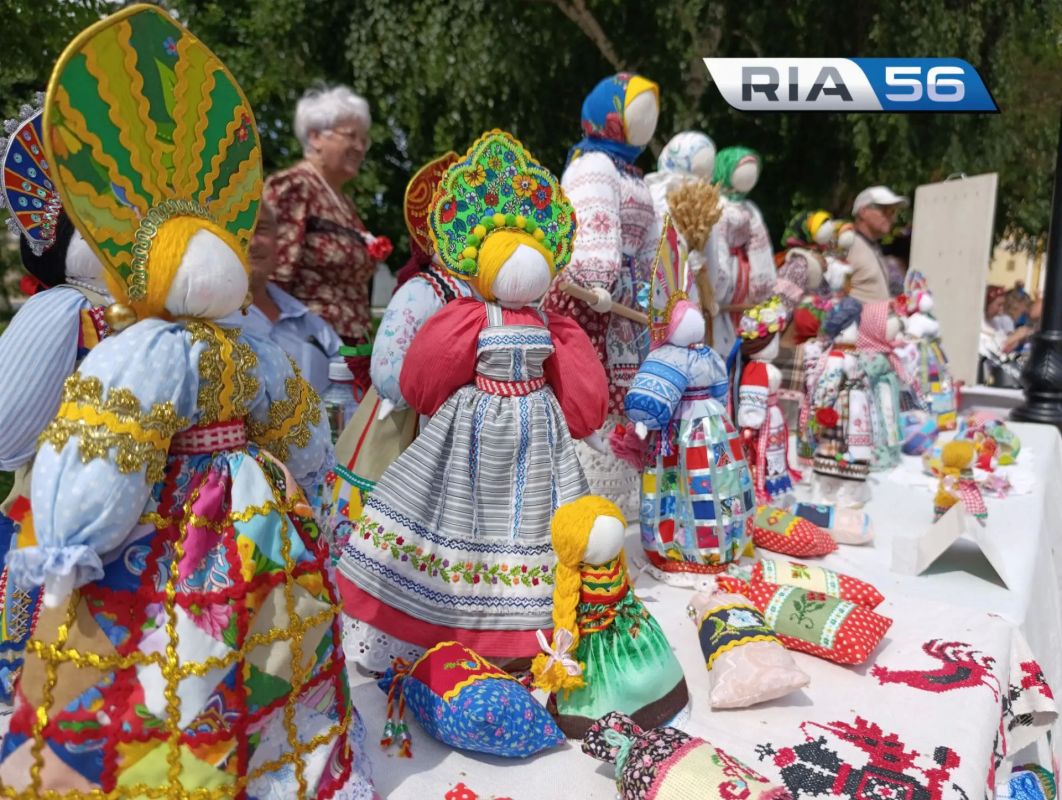 Всероссийский фестиваль «Семья России» в Оренбурге Всероссийский фестиваль «Семья России» в Оренбурге