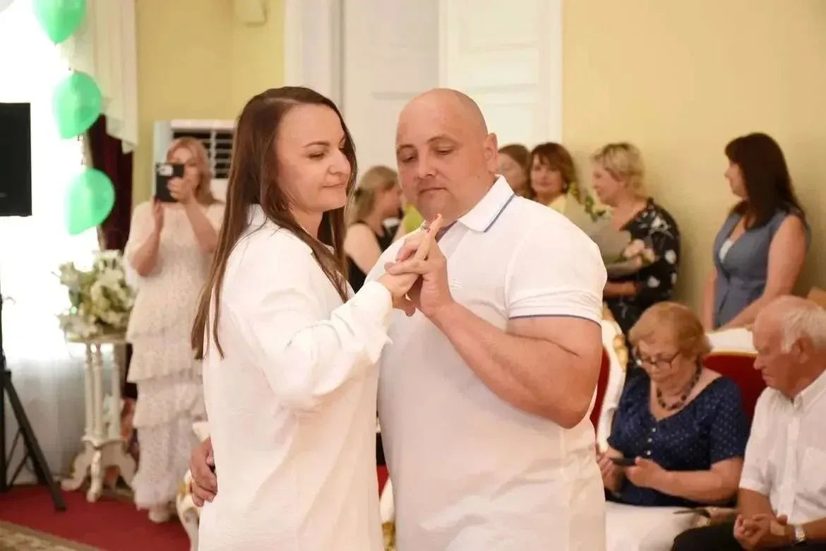 Альберт Юмадилов: Сегодня в нашем загсе расписались 28 пар Альберт Юмадилов: Сегодня в нашем загсе расписались 28 пар