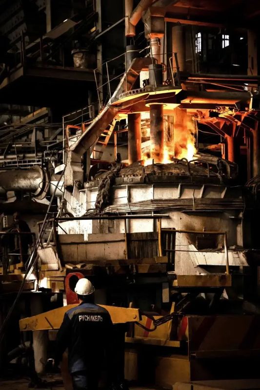 Оренбургская компания представила новый сплав на выставке «Иннопром-2026» Оренбургская компания представила новый сплав на выставке «Иннопром-2026»