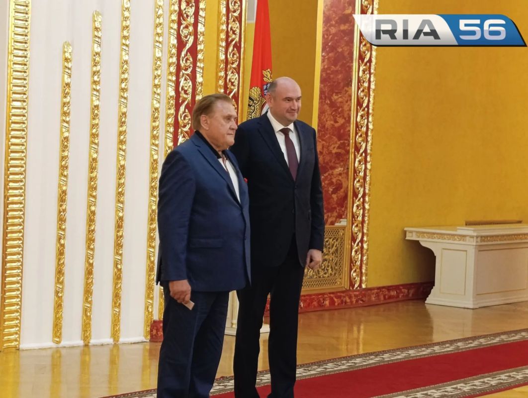 В Оренбурге наградили лауреатов президентской премии «Служение» В Оренбурге наградили лауреатов президентской премии «Служение»