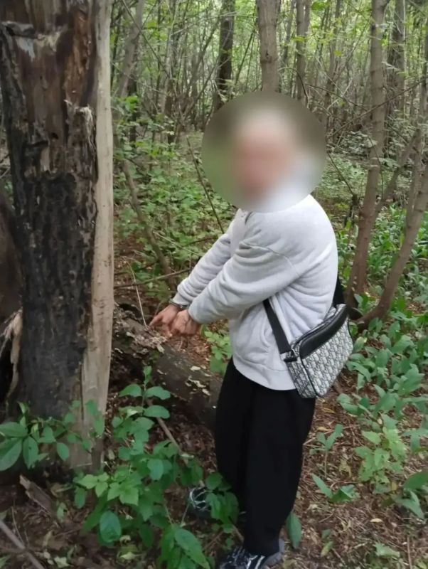 Полицейские Оренбурга изъяли крупную партию наркотиков у двух закладчиков Полицейские Оренбурга изъяли крупную партию наркотиков у двух закладчиков