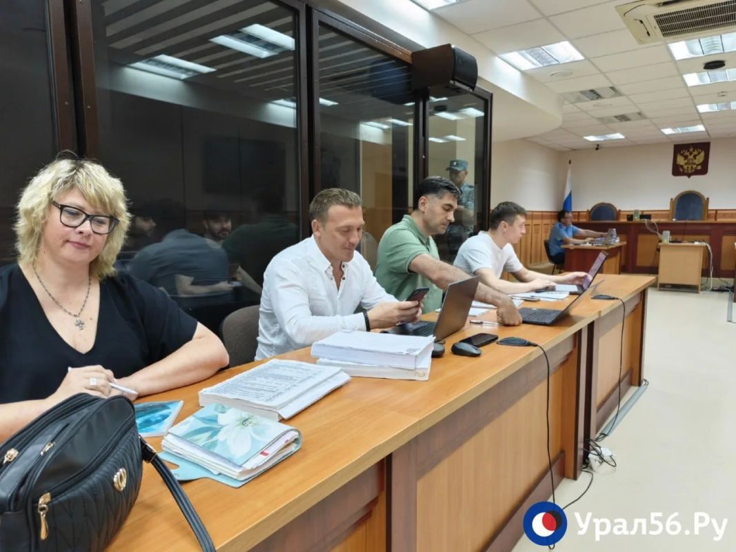Оглашение показаний засекреченного свидетеля прошло без СМИ: суд закрыл часть заседания по делу братьев Макаровых в Оренбурге Оглашение показаний засекреченного свидетеля прошло без СМИ: суд закрыл часть заседания по делу братьев Макаровых в Оренбурге