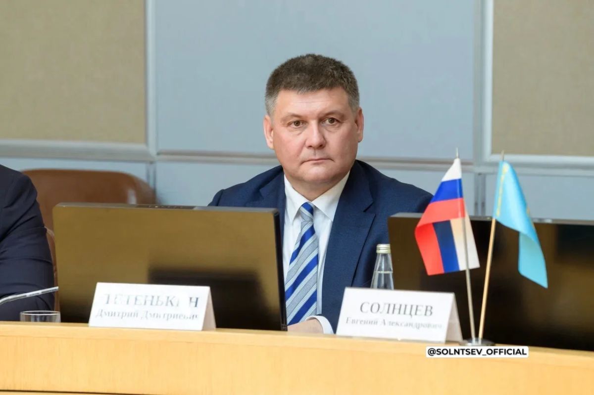 Евгений Солнцев: В Оренбуржье работают заместитель министра природных ресурсов и экологии РФ Дмитрий Тетенькин и вице-министр экологии и природных ресурсов Республики Казахстан Мансур Ошурбаев Евгений Солнцев: В Оренбуржье работают заместитель министра природных ресурсов и экологии РФ Дмитрий Тетенькин и вице-министр экологии и природных ресурсов Республики Казахстан Мансур Ошурбаев