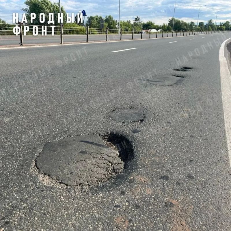Асфальт на трассе Оренбург - Казань снова разрушается Асфальт на трассе Оренбург - Казань снова разрушается