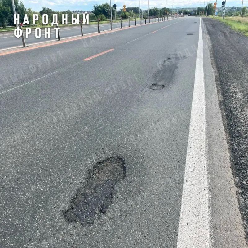 Асфальт на трассе Оренбург - Казань снова разрушается Асфальт на трассе Оренбург - Казань снова разрушается