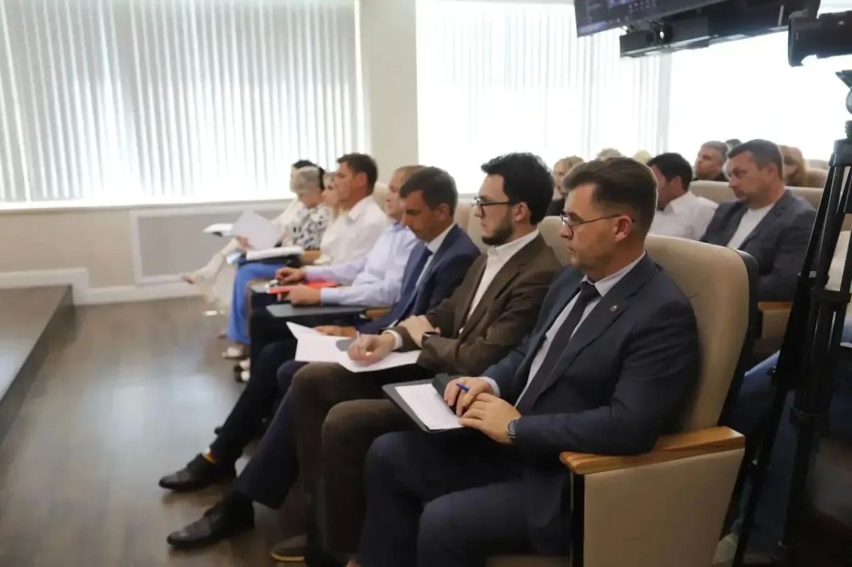 Поставки топлива на автозаправочные станции Оренбуржья осуществляются стабильно Поставки топлива на автозаправочные станции Оренбуржья осуществляются стабильно
