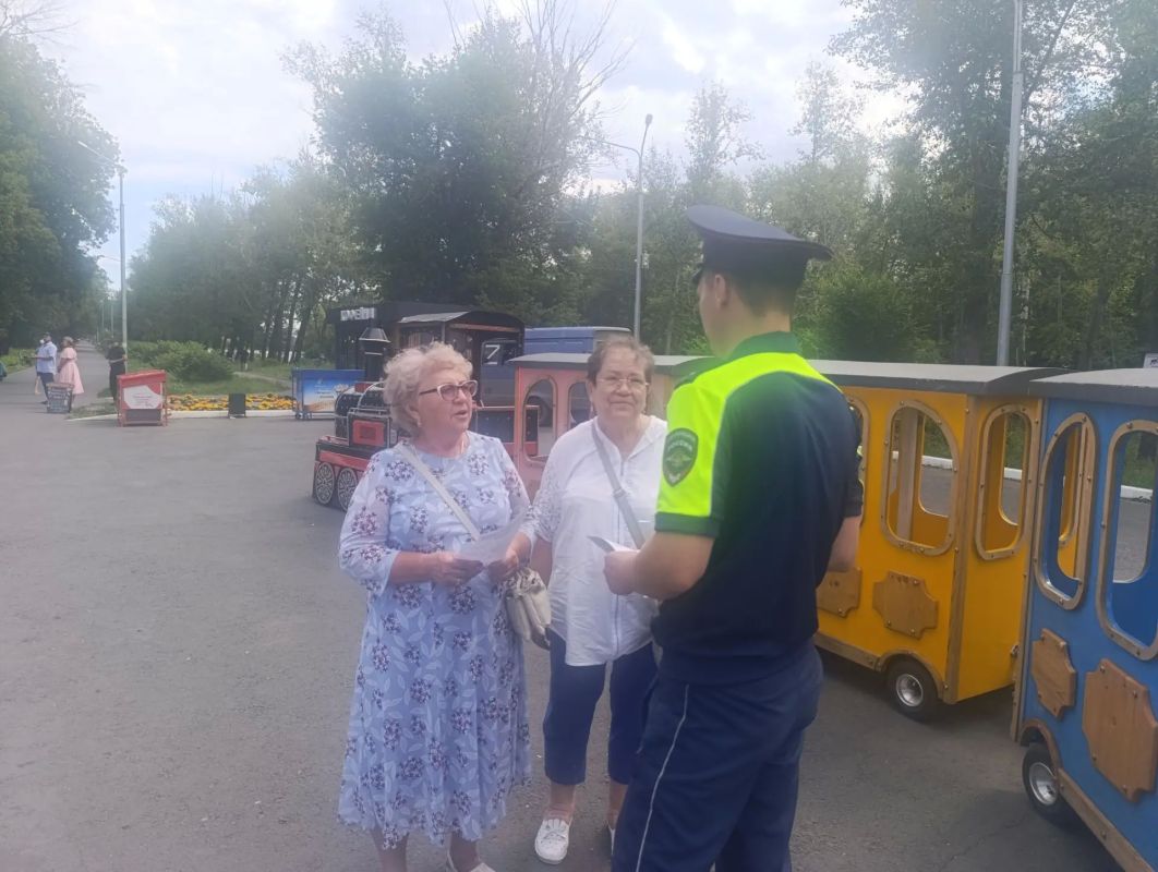 Профилактическое мероприятие по правилам дорожного движения в городе Орске Профилактическое мероприятие по правилам дорожного движения в городе Орске