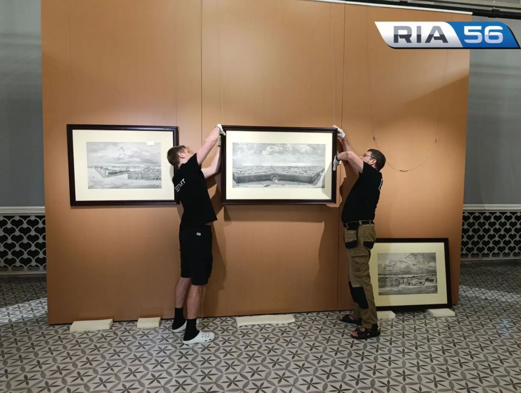Когда платья «отдыхают», а графика прячется в тень: Эрмитаж привез в Оренбург новые раритеты Когда платья «отдыхают», а графика прячется в тень: Эрмитаж привез в Оренбург новые раритеты