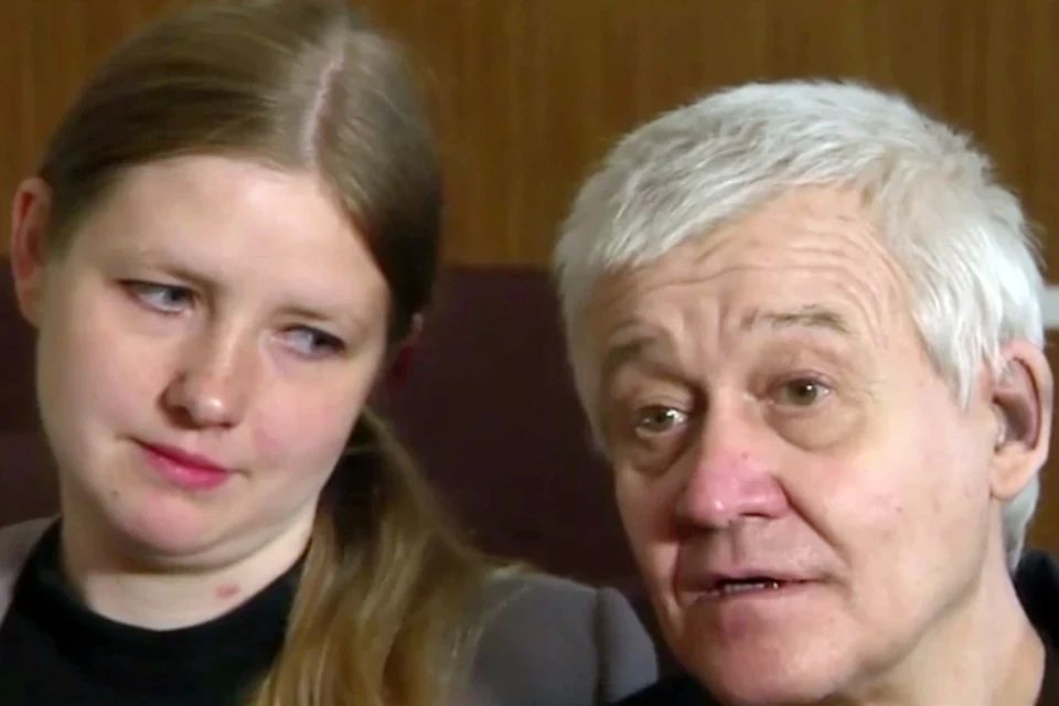 Зачем девушки пишут в колонии маньякам и выходят за них замуж? Зачем девушки пишут в колонии маньякам и выходят за них замуж?