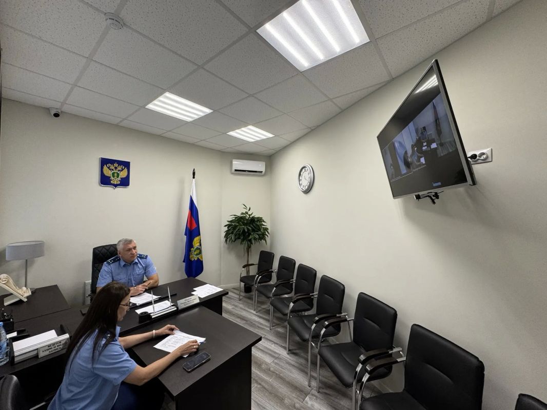 Заместитель прокурора Оренбургской области провел приемы граждан Заместитель прокурора Оренбургской области провел приемы граждан