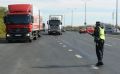 Жара ударила по трассам: в Оренбуржье временно запретили проезд тяжеловесных грузовиков