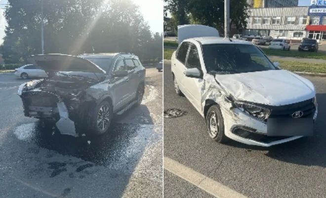 В Оренбурге в аварии на перекрестке пострадала 16-летняя пассажирка