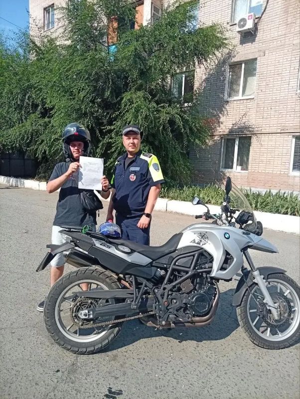 Сотрудники Госавтоинспекции Орска продолжают профилактическую работу по предупреждению ДТП с участием мототранспорта Сотрудники Госавтоинспекции Орска продолжают профилактическую работу по предупреждению ДТП с участием мототранспорта