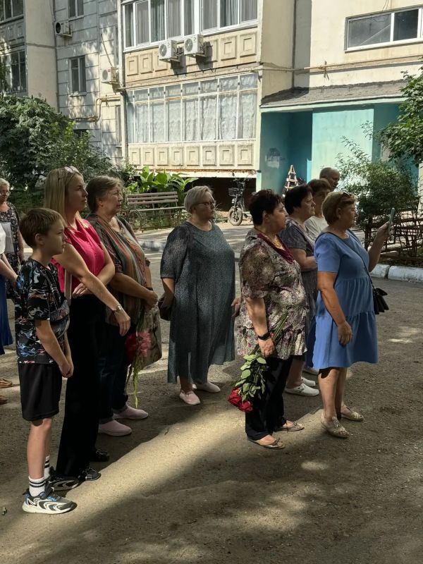 В память о поколении победителей: в Оренбурге открыли памятный знак Почетному гражданину города Зинаиде Григорьевне Лясковской В память о поколении победителей: в Оренбурге открыли памятный знак Почетному гражданину города Зинаиде Григорьевне Лясковской