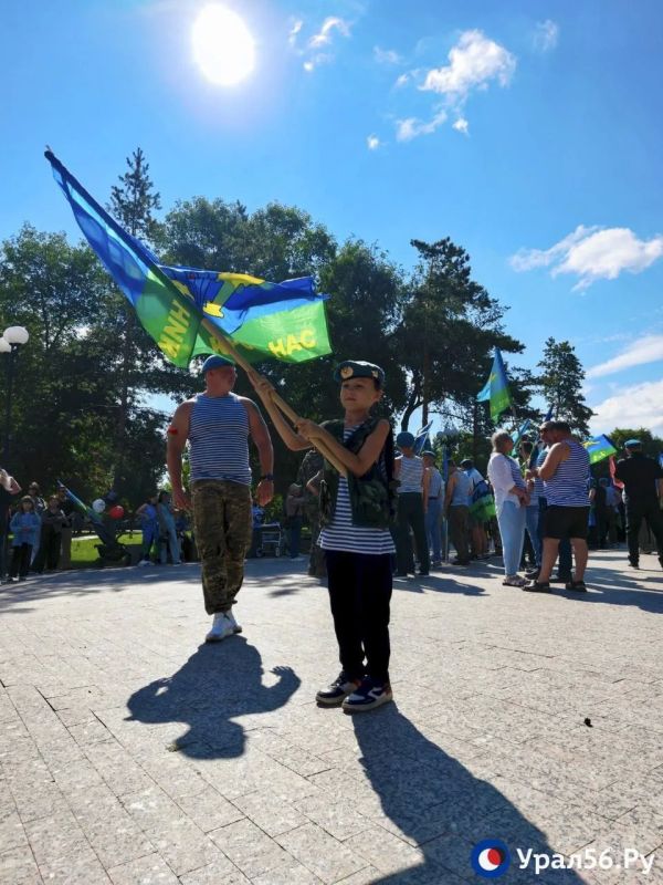 Кадры с праздничного мероприятия посвященного Дню ВДВ в Оренбурге! Кадры с праздничного мероприятия посвященного Дню ВДВ в Оренбурге!