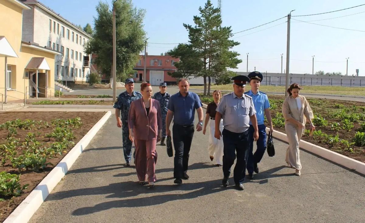 Уполномоченный по правам человека посетила Соль-Илецкий муниципальный округ и Акбулакский район Уполномоченный по правам человека посетила Соль-Илецкий муниципальный округ и Акбулакский район