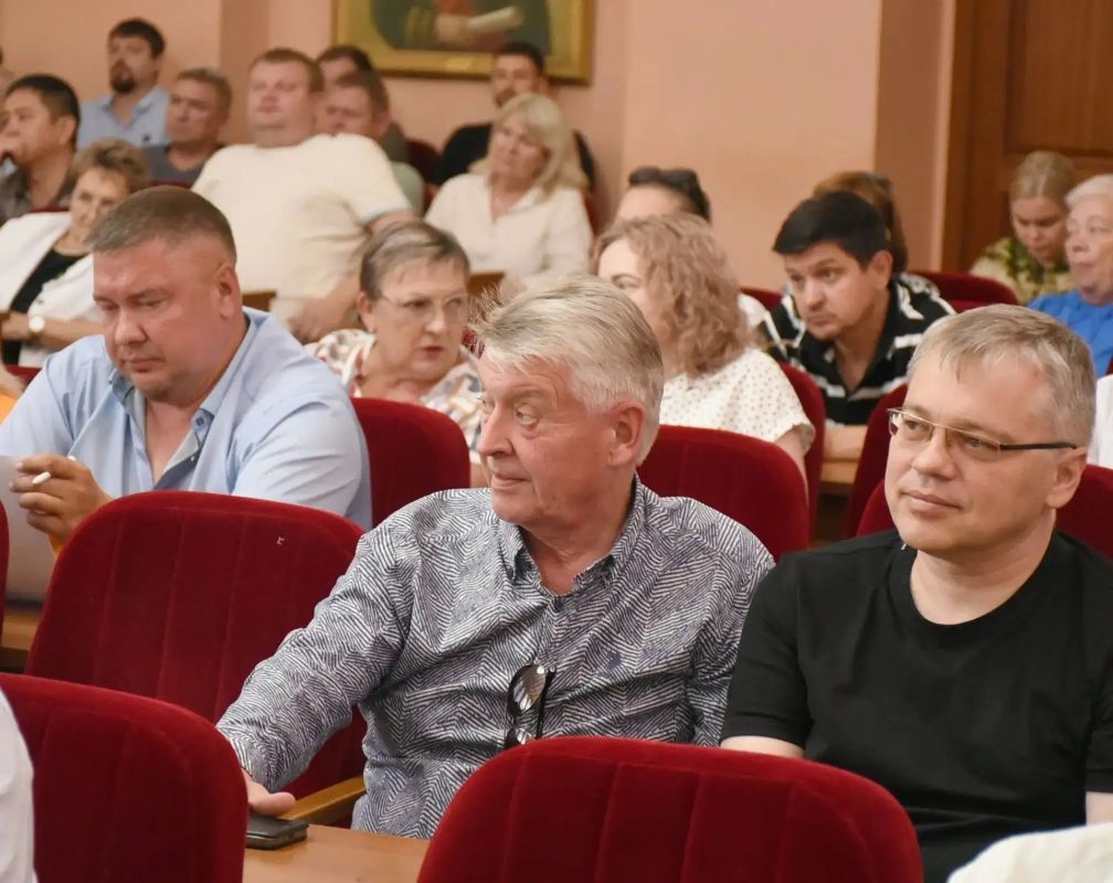 Оренбург готовится к зиме: промежуточные итоги и жесткие требования к УК Оренбург готовится к зиме: промежуточные итоги и жесткие требования к УК