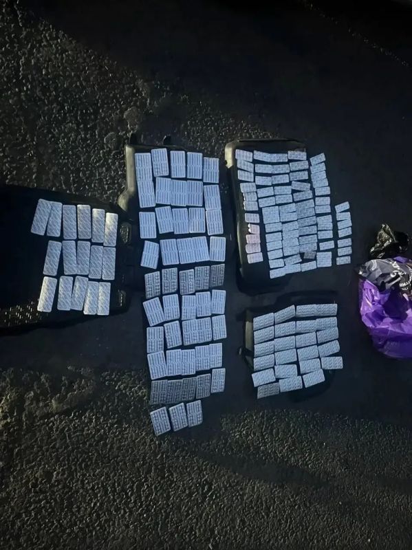 В Оренбурге задержан мужчина с двумя тысячами таблеток прегабалина и трамадола В Оренбурге задержан мужчина с двумя тысячами таблеток прегабалина и трамадола