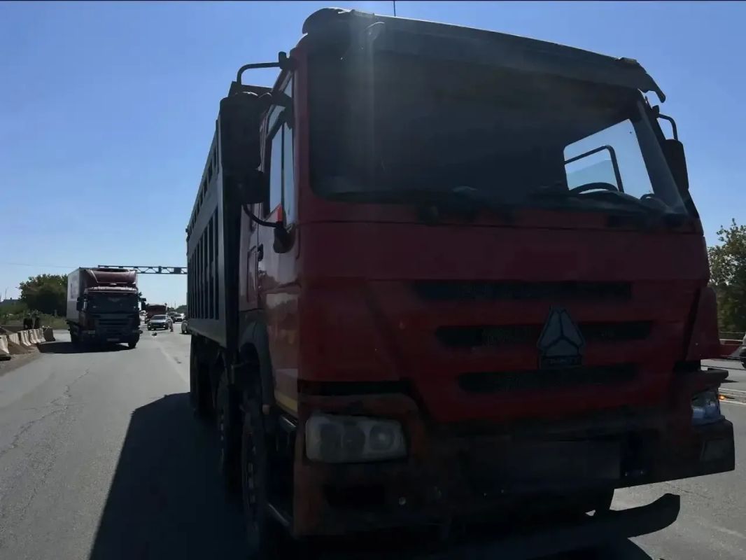 В Оренбурге сотрудники Госавтоинспекции устанавливают обстоятельства ДТП, в котором пострадал мотоциклист В Оренбурге сотрудники Госавтоинспекции устанавливают обстоятельства ДТП, в котором пострадал мотоциклист