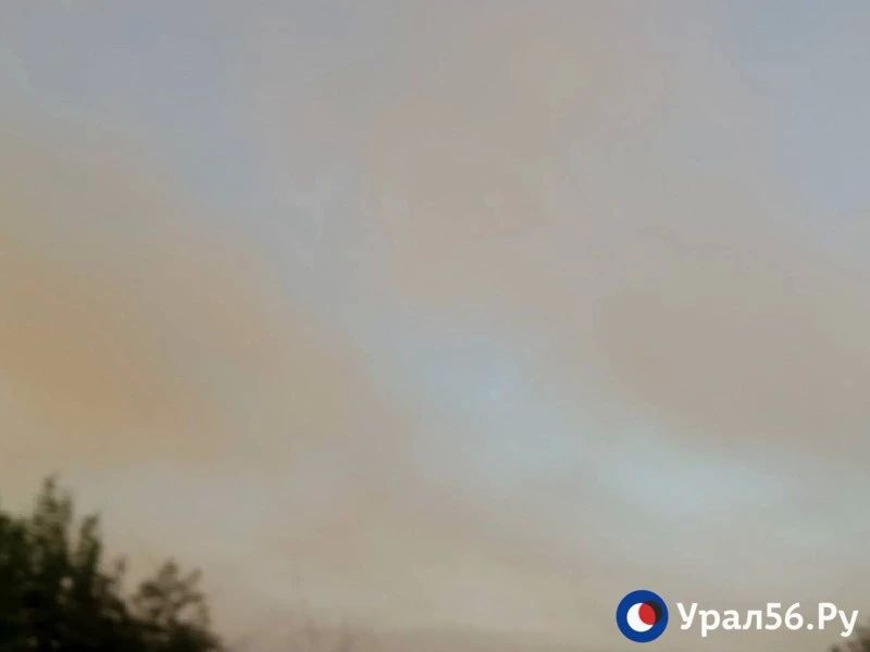 На востоке Оренбургской области горят поля На востоке Оренбургской области горят поля