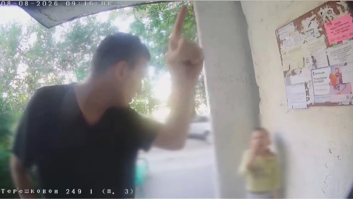 В Оренбурге мужчина применил насилие к малолетнему племяннику за неумение читать В Оренбурге мужчина применил насилие к малолетнему племяннику за неумение читать