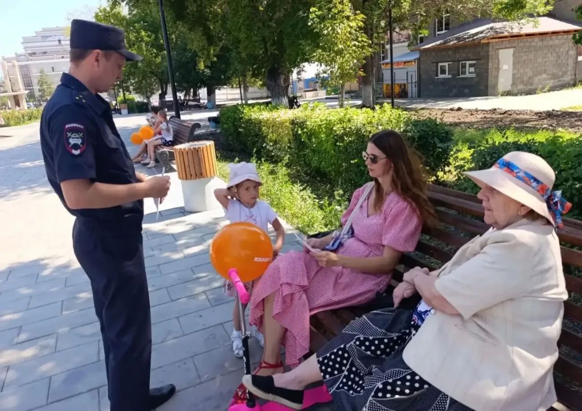 Безопасность на двух колёсах: готовимся к школе без травм! Безопасность на двух колёсах: готовимся к школе без травм!