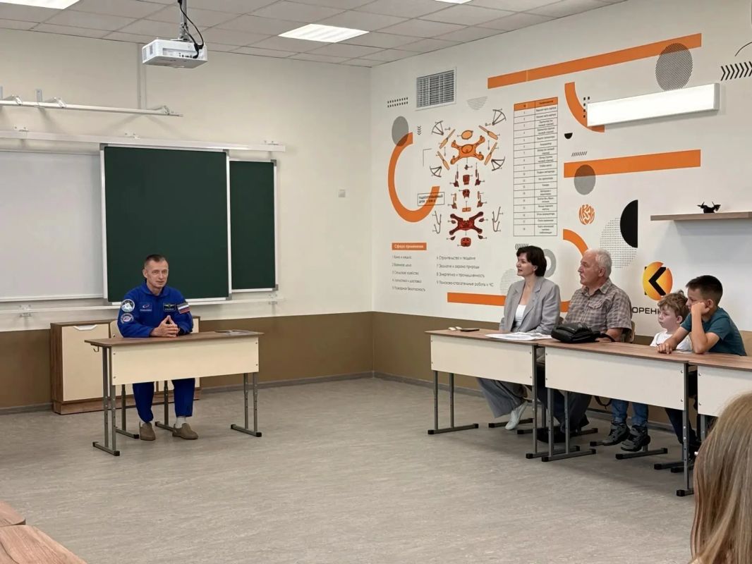 В Политехническом лицее стартовал проект «Школьный космодром» В Политехническом лицее стартовал проект «Школьный космодром»