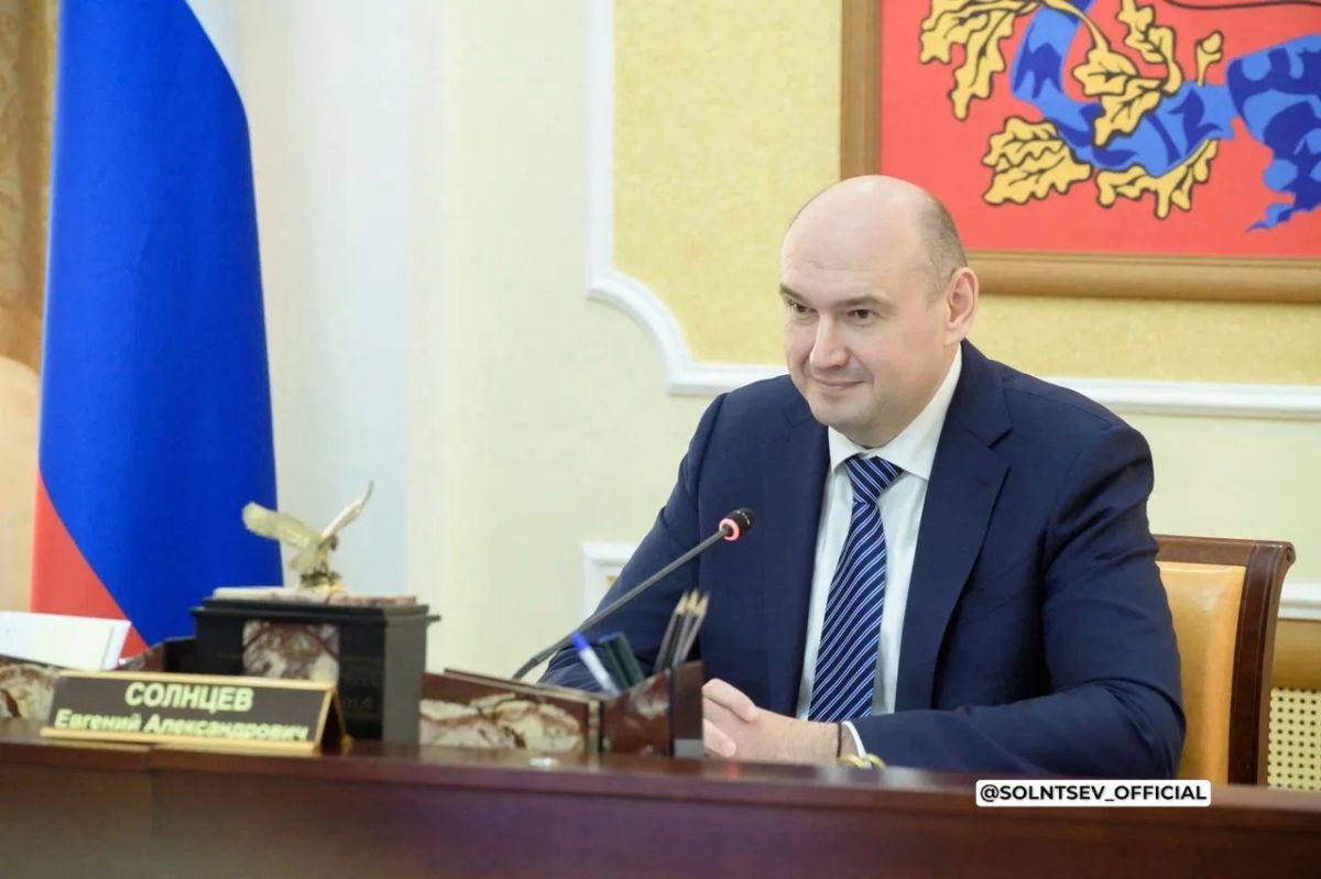 Евгений Солнцев: Сегодня в режиме ВКС дал старт работе нового птичника на Гайской птицефабрике Евгений Солнцев: Сегодня в режиме ВКС дал старт работе нового птичника на Гайской птицефабрике