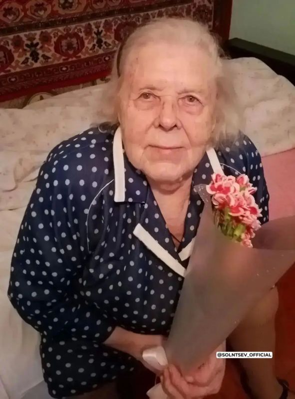 Труженица тыла из Новотроицка Ольга Котенко отметила 100-летний юбилей