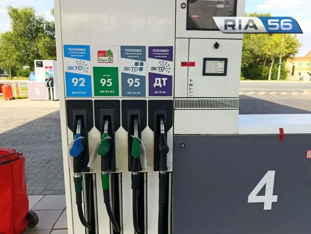 В Оренбургской области 15 августа АЗС заправляют машины только с нечётными номерами