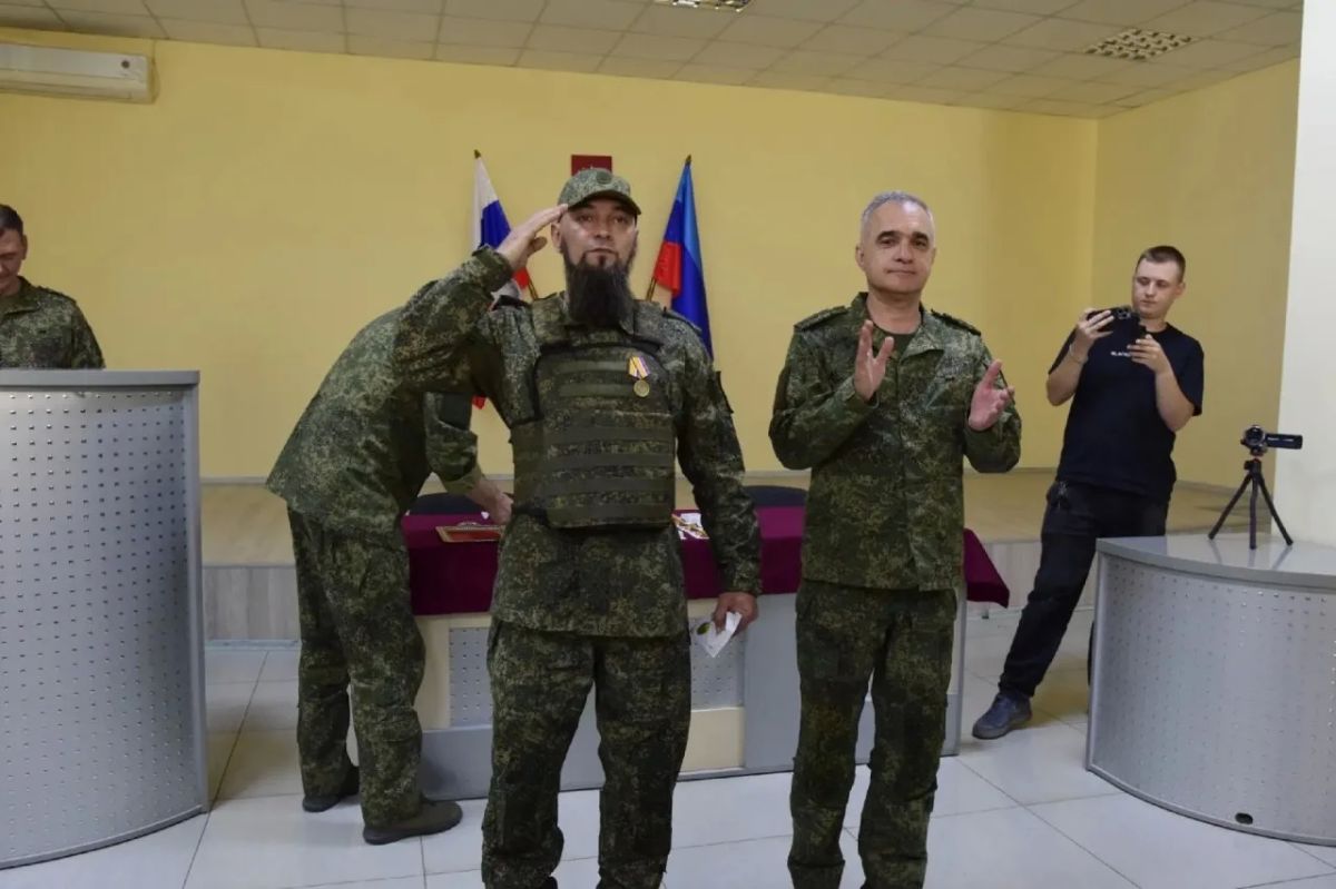 В Оренбургском БАРС-6 «Форштадт» бойцам вручили награды Минобороны В Оренбургском БАРС-6 «Форштадт» бойцам вручили награды Минобороны